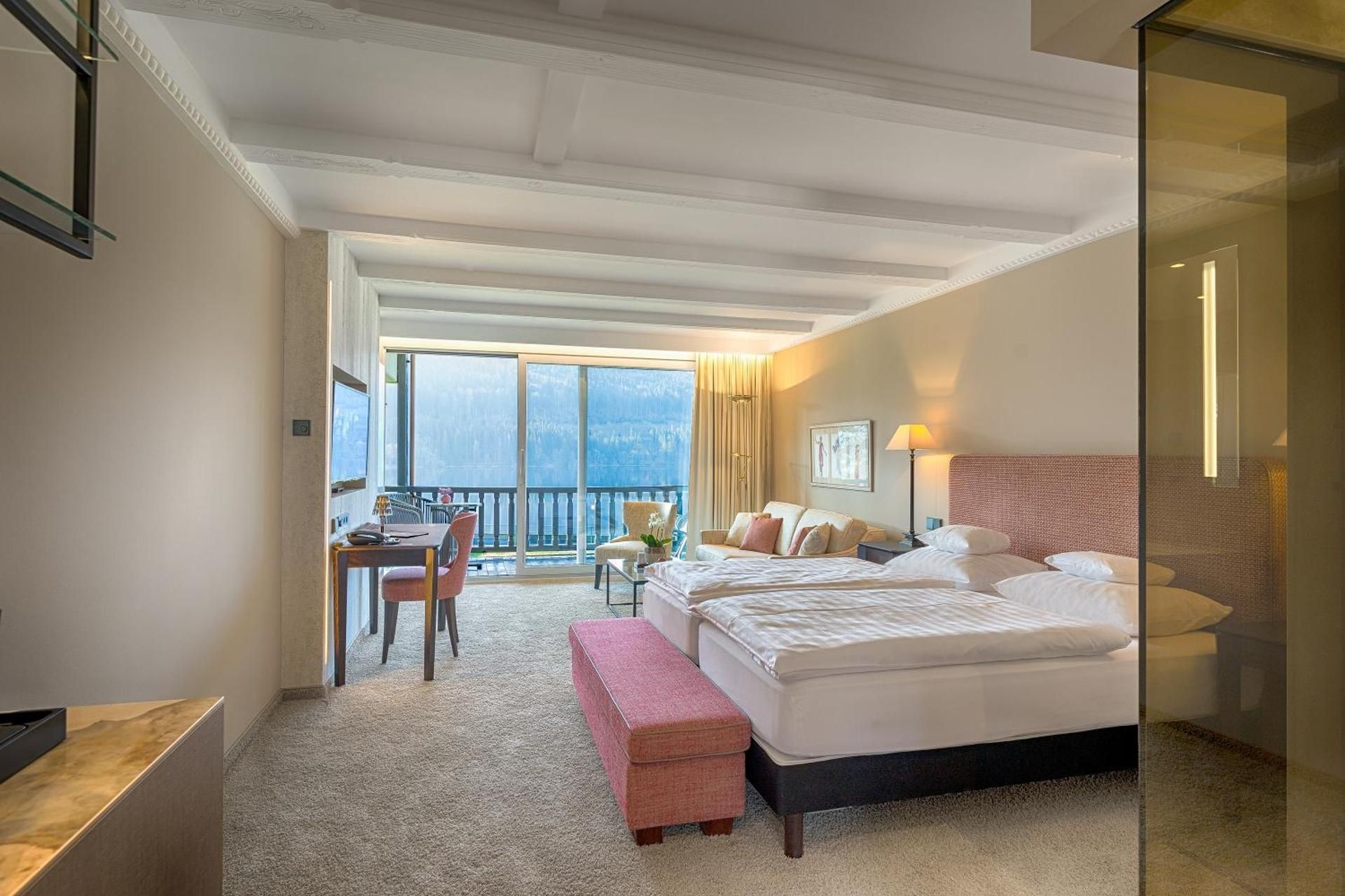Superior Double Room with Lake View and Balcony or Terrace