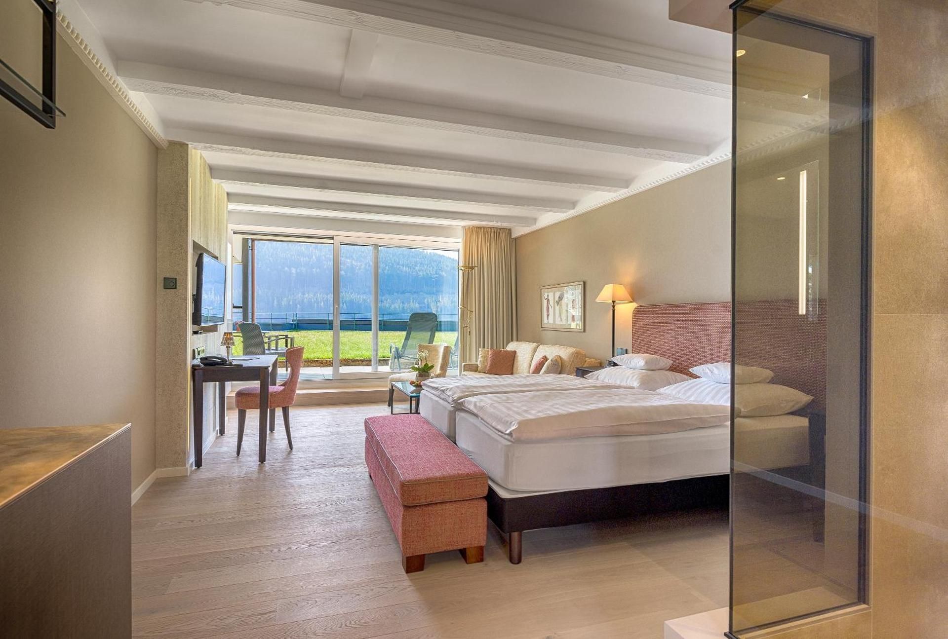 Superior Double Room with Lake View and Balcony or Terrace
