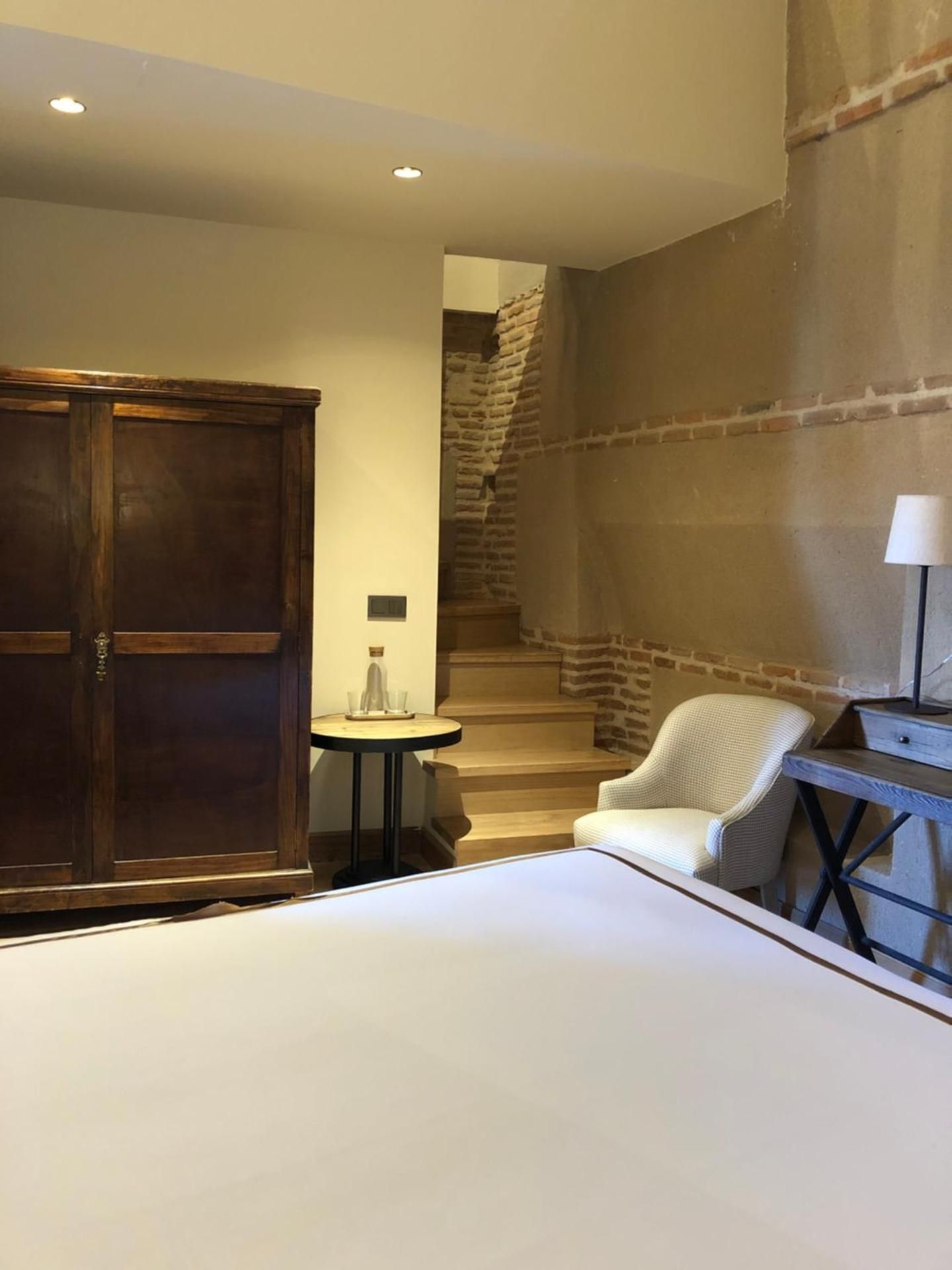 Deluxe Double or Twin Room with Balcony