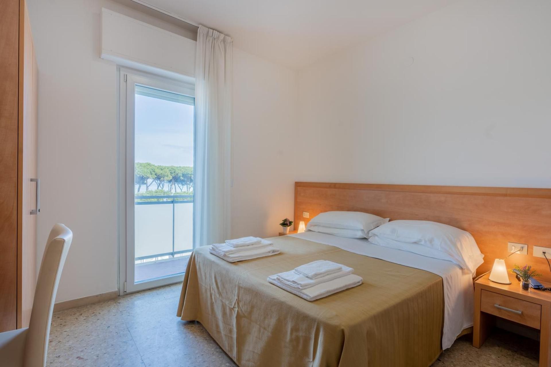 Double Room with Balcony and Sea View