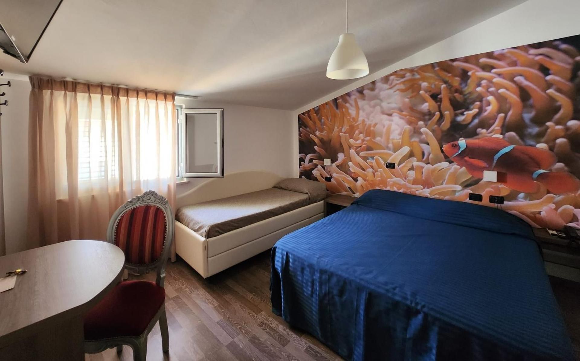 Quadruple Room with Terrace