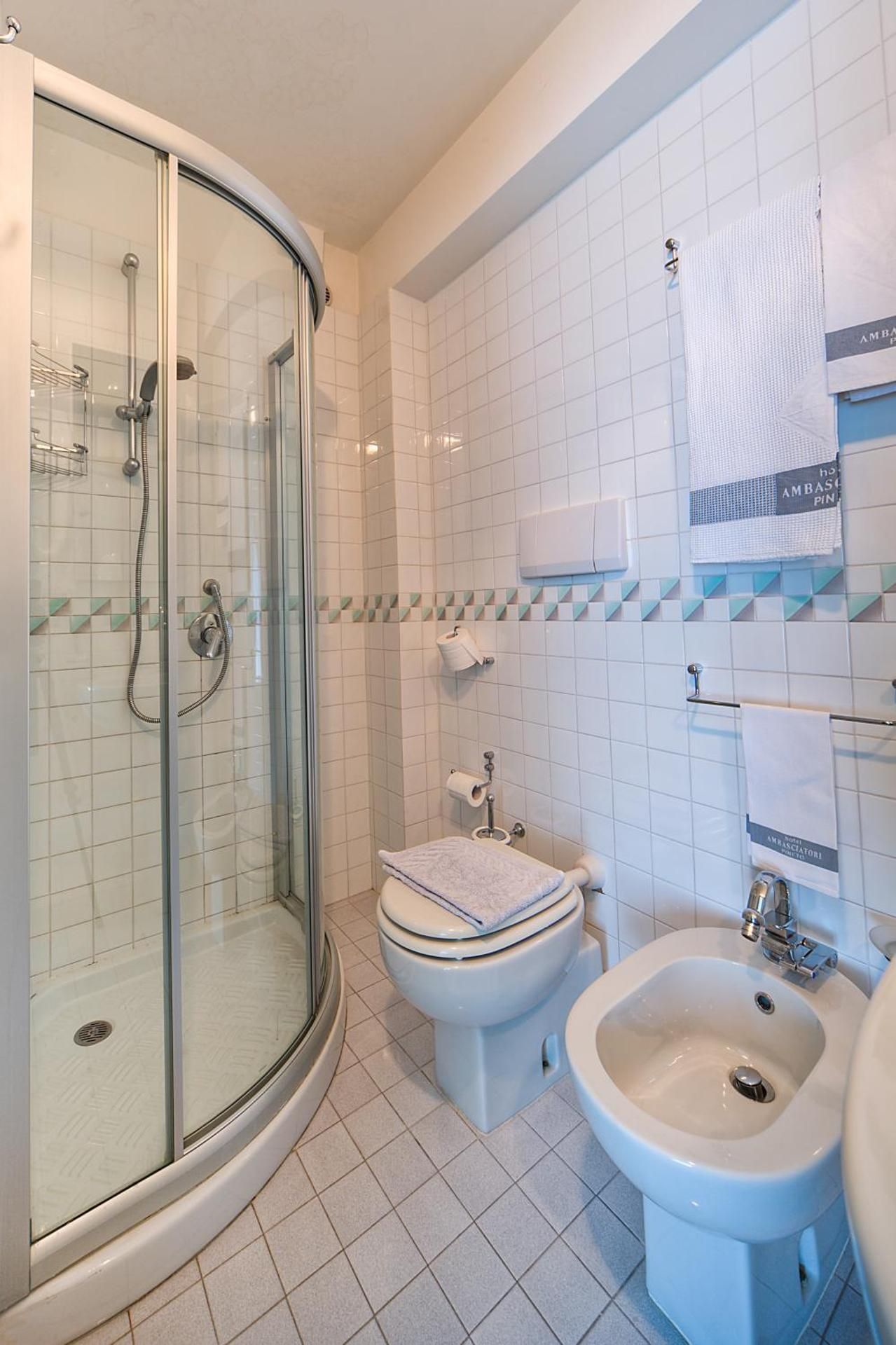Double or Twin Room with Sea View