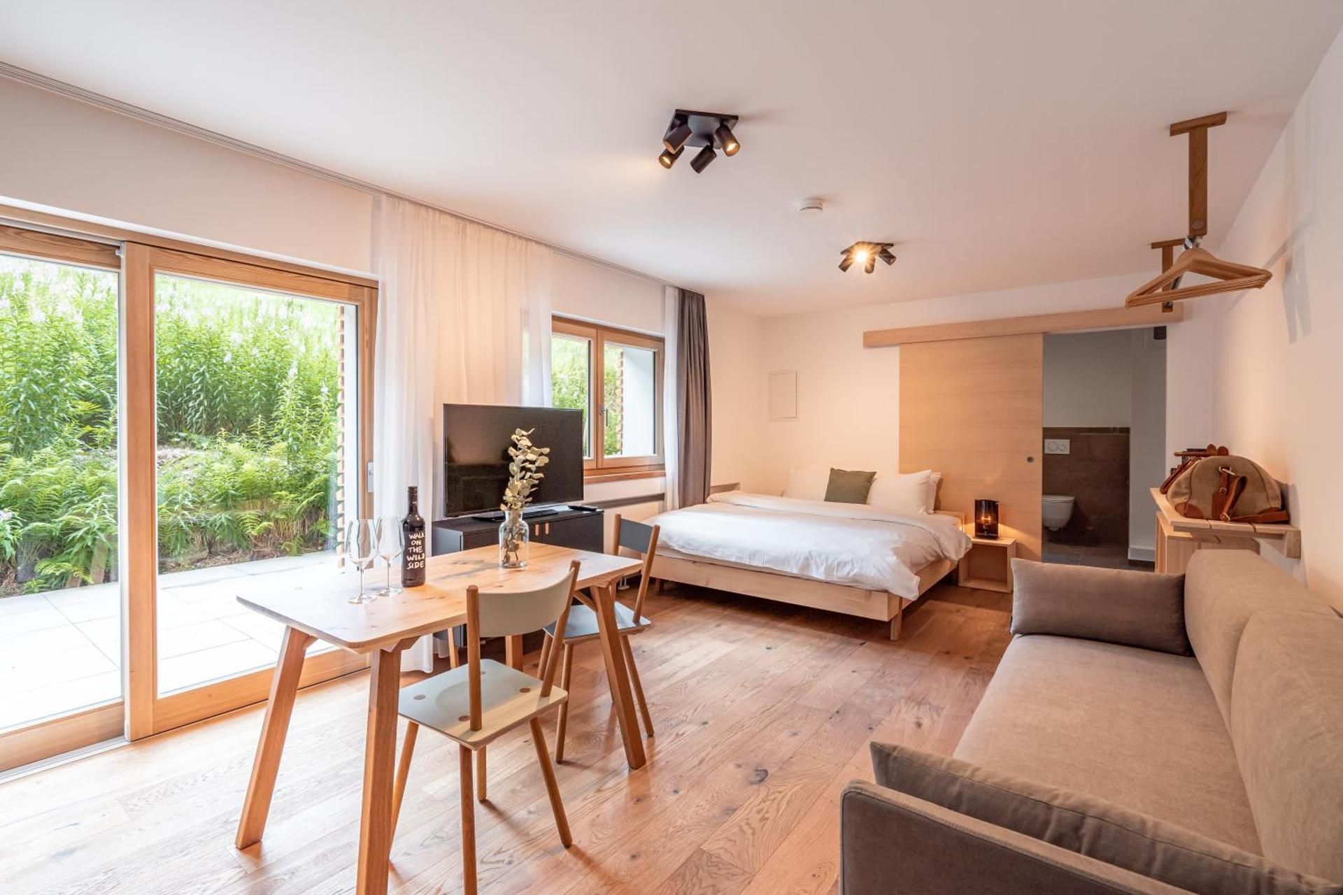 Studio Apartment