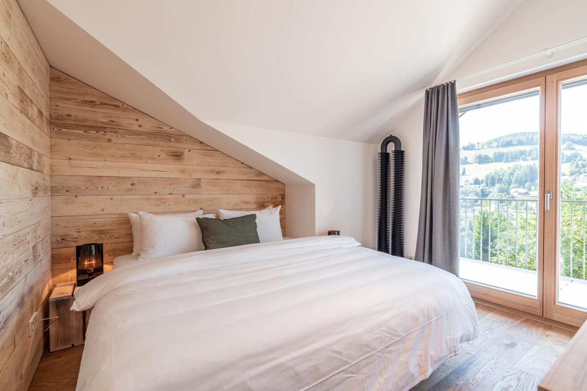 Deluxe Family Suite