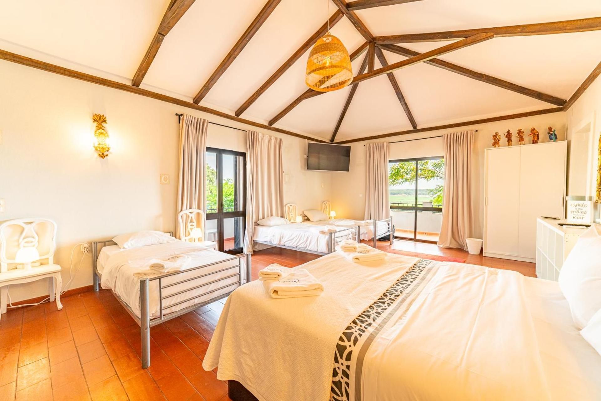 Bed in 8-Bed Mixed Dormitory Room