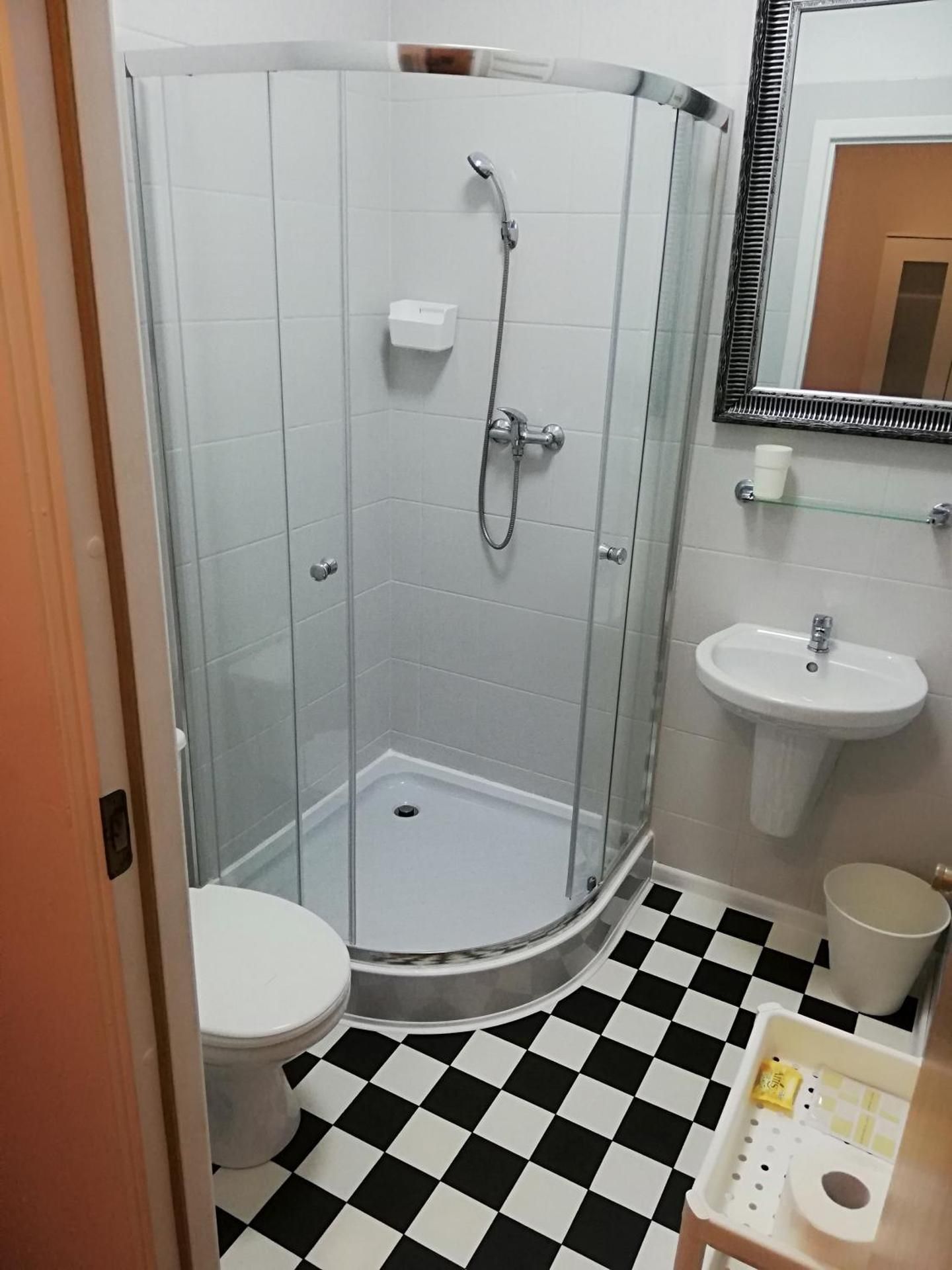 Economy Quadruple Room