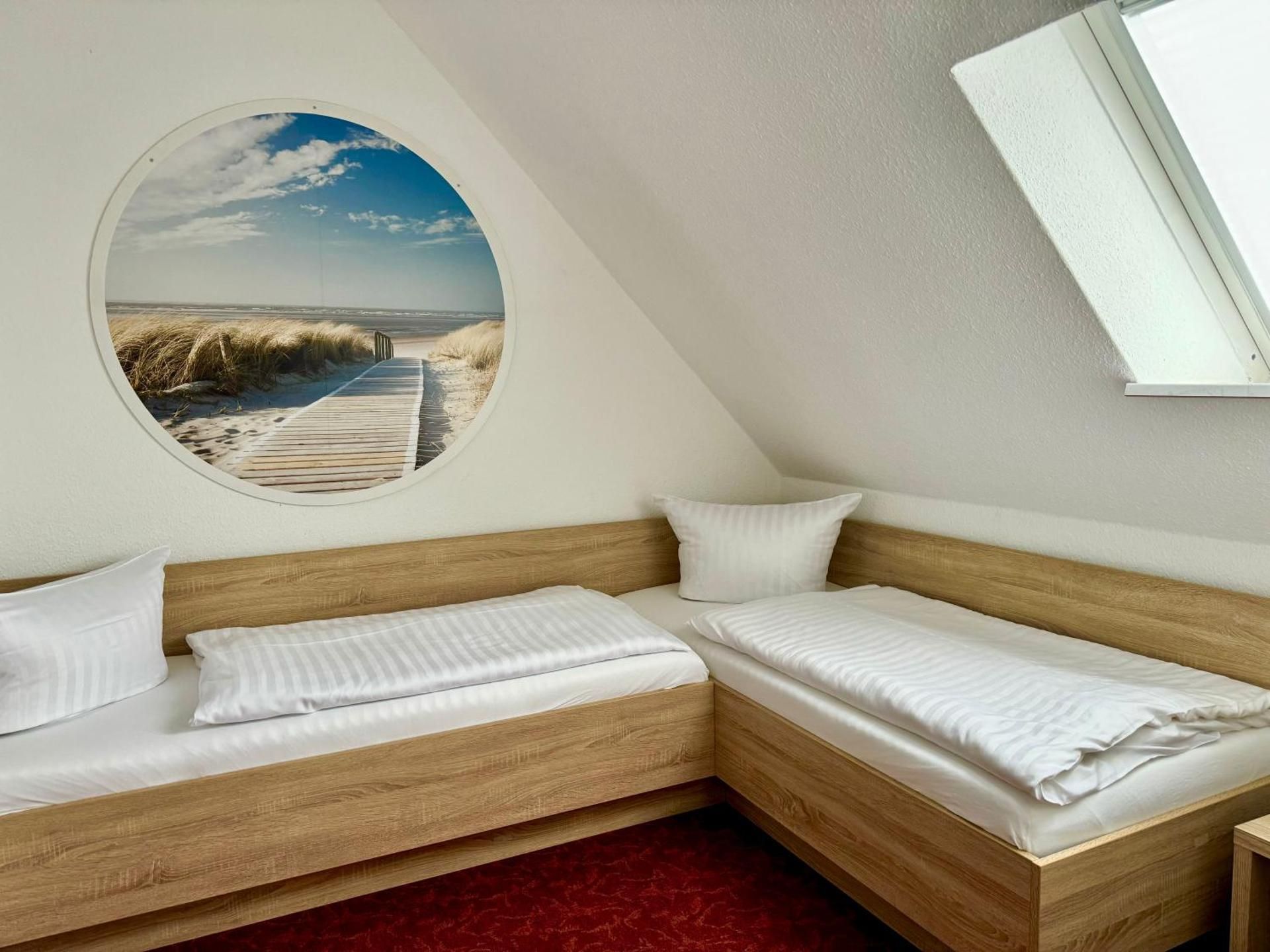 Classic Quadruple Room