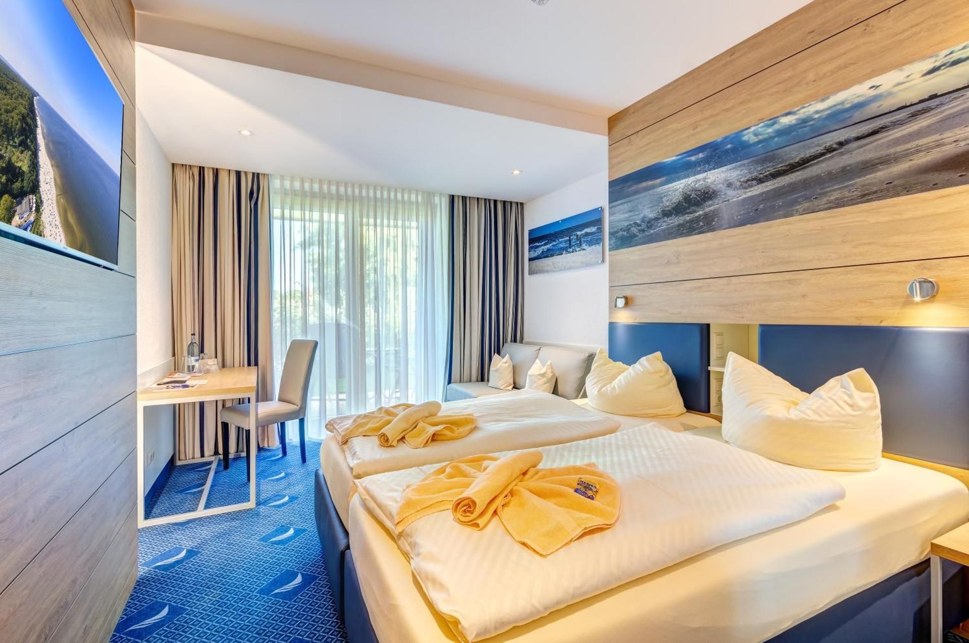 One-Bedroom Apartment with Terrace or Balcony