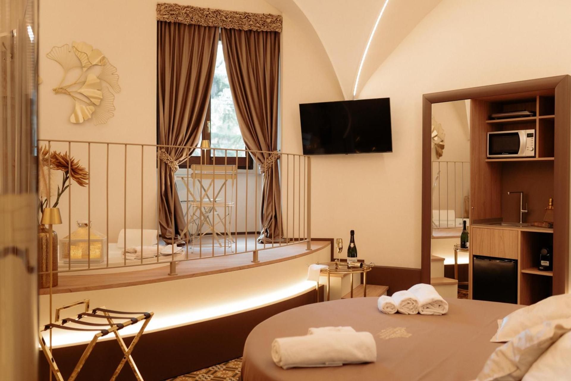 Deluxe Double Room with Castle View