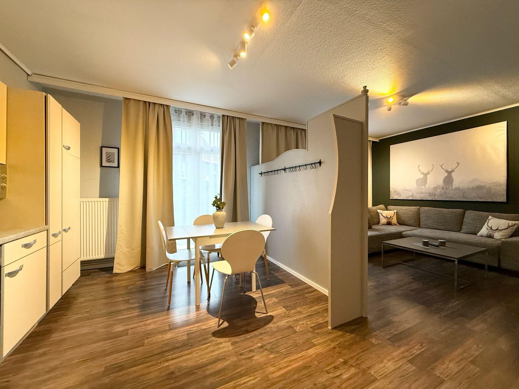 Das kleine Klee Apartment mit Terrasse 2