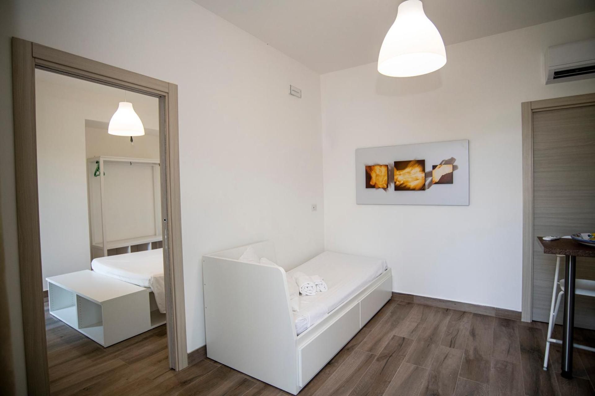 Apartment with Garden View