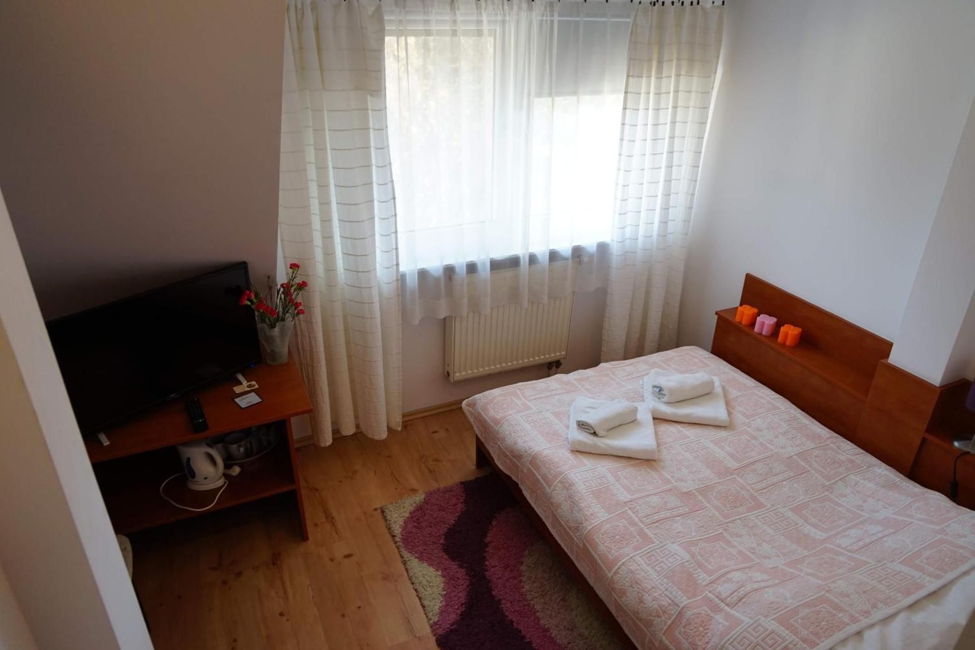 Small Single Room