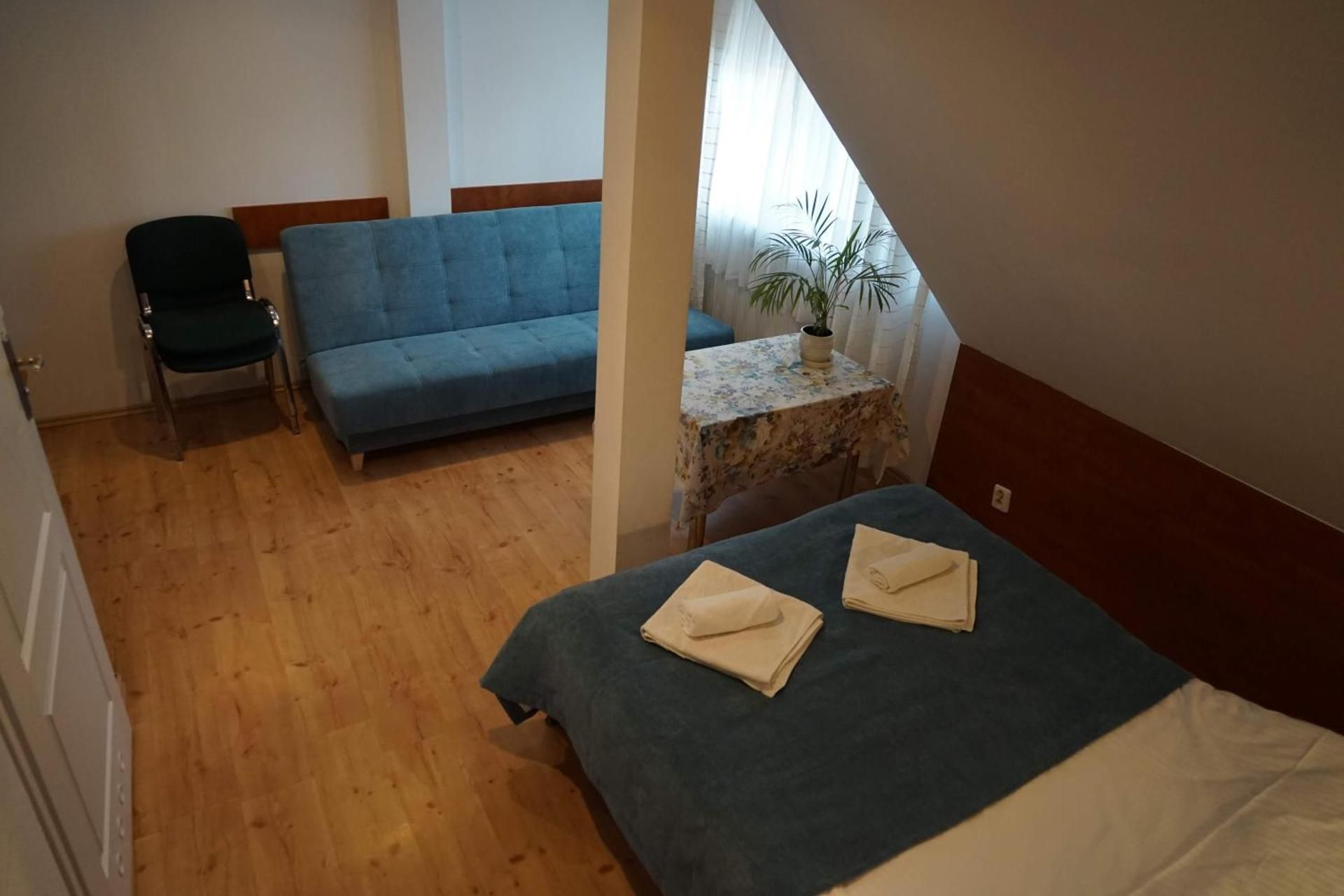 Triple Room