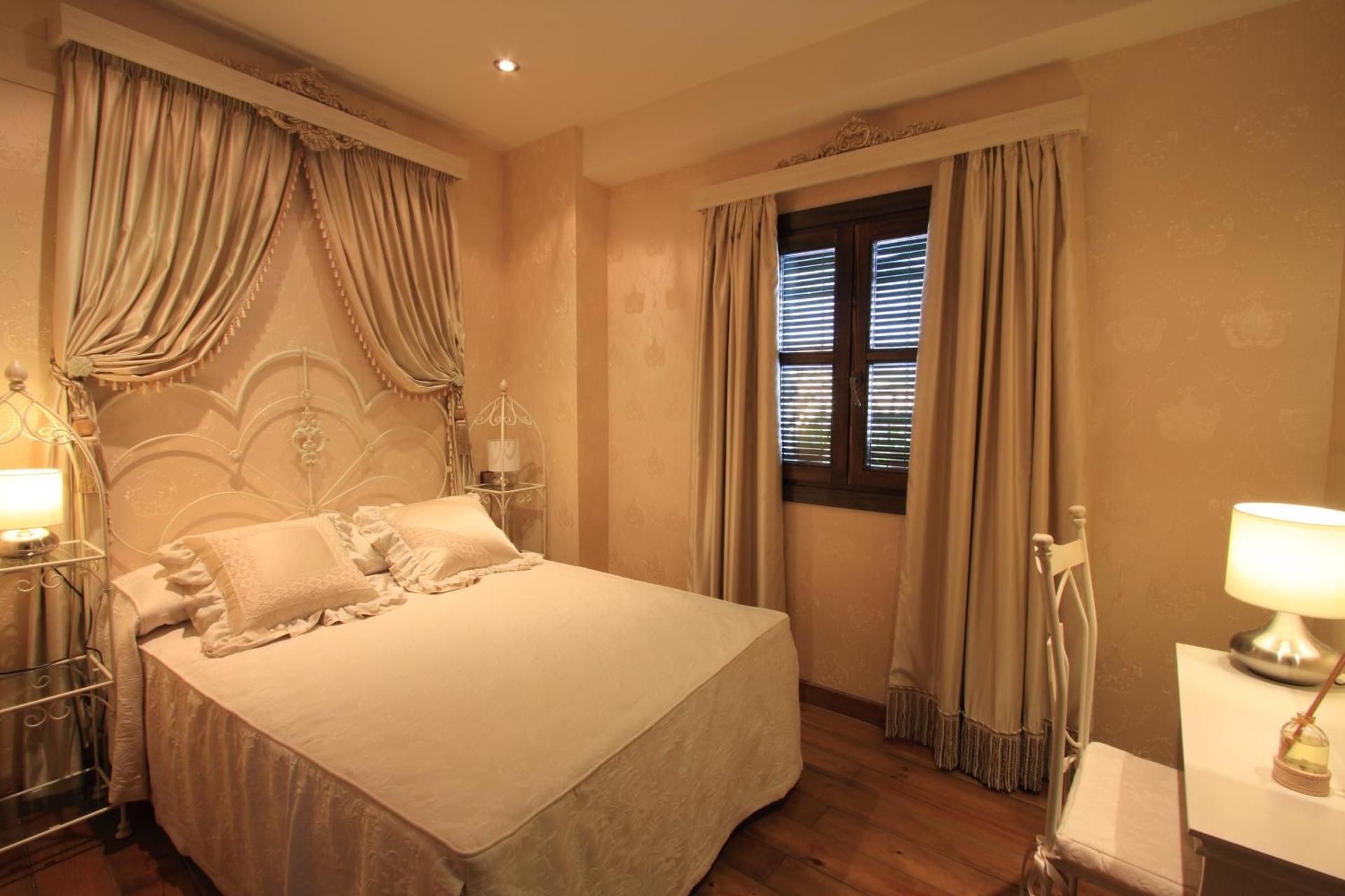 2- Bedroom Apartment Suite with Complimentary Spa Access