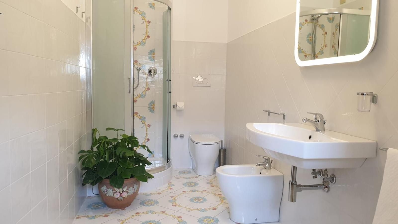 Quadruple Room with Private Bathroom