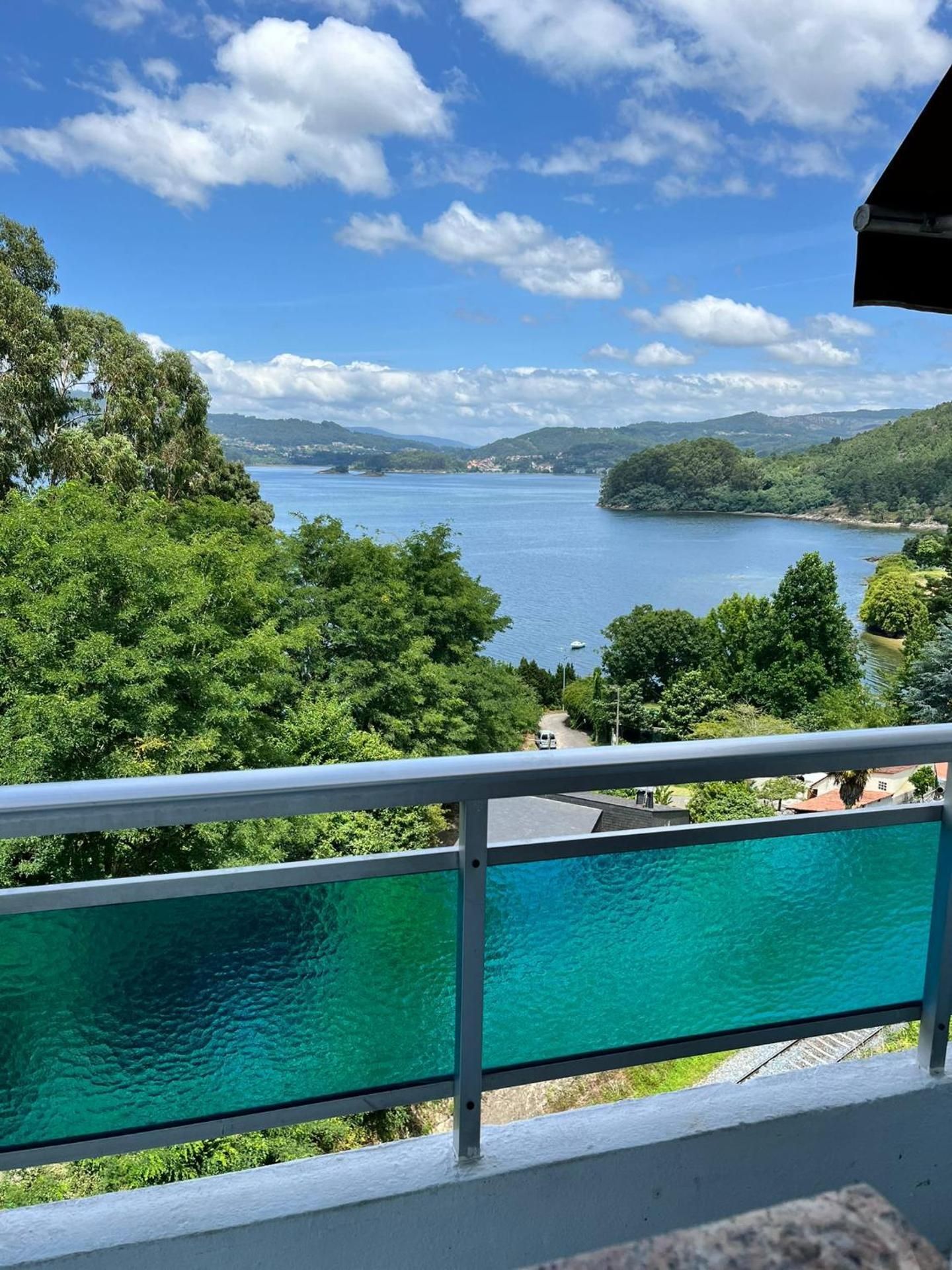 Standard Twin Room with Sea View