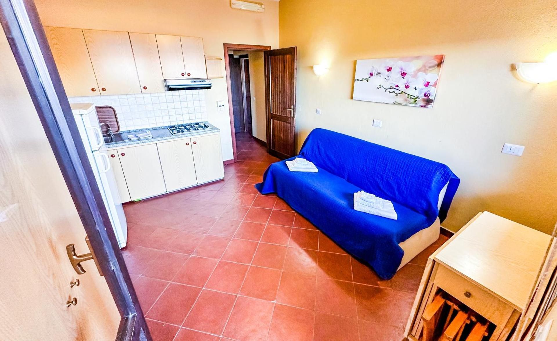 Residence Hotel La Pelosetta One-Bedroom Apartment with Sea View