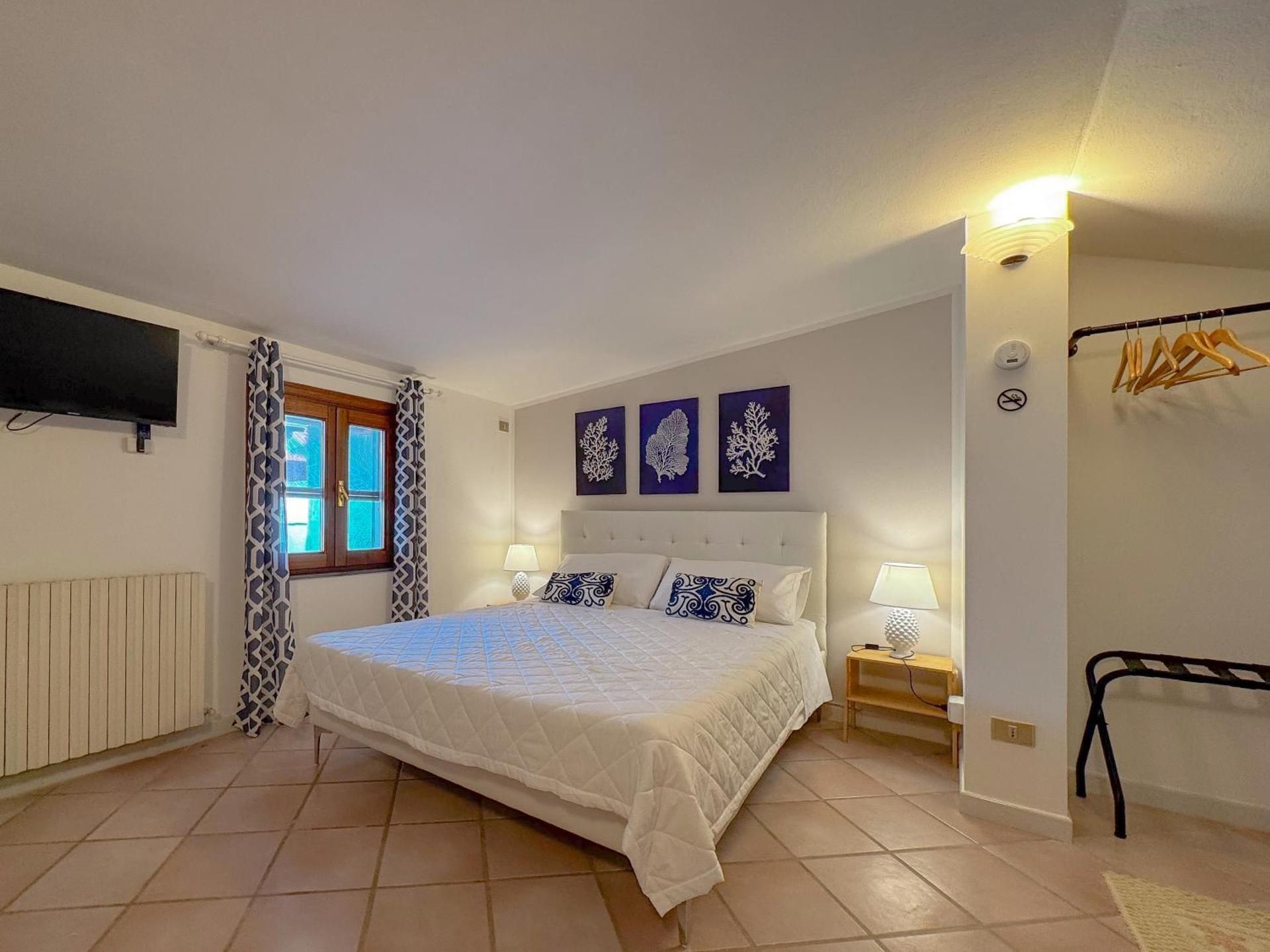 Deluxe Suite with Spa Bath