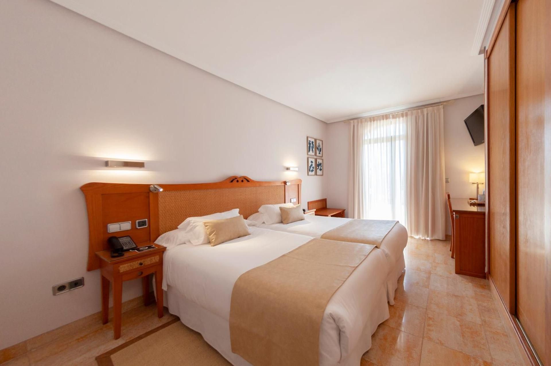 Twin Standard Room