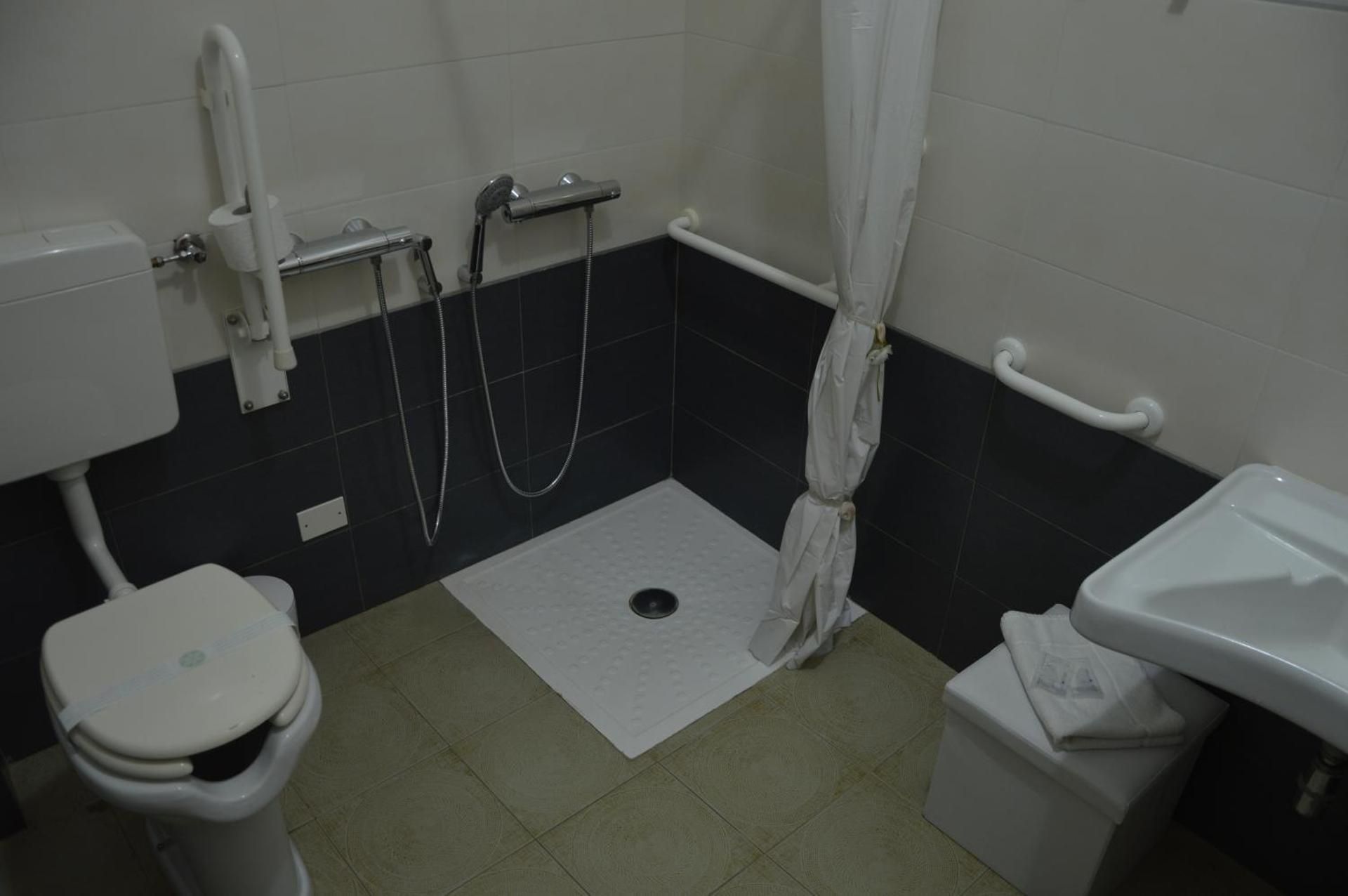 Single Room - Disability Access