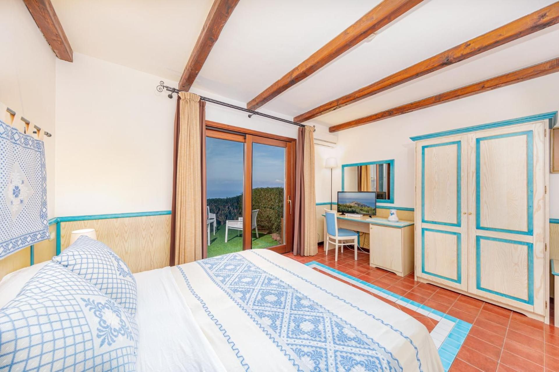 Comfort Quadruple Room