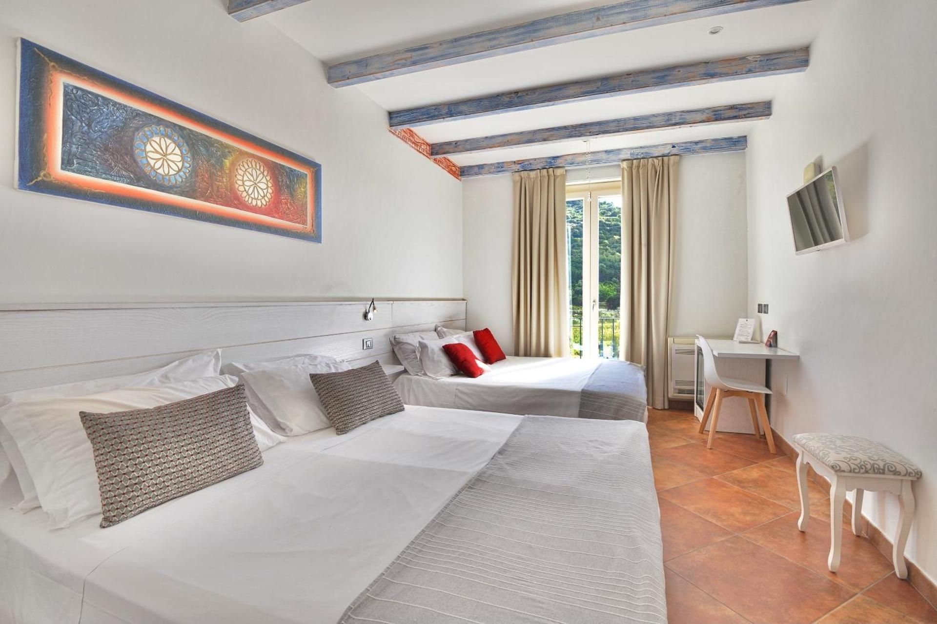 Comfort Quadruple Room