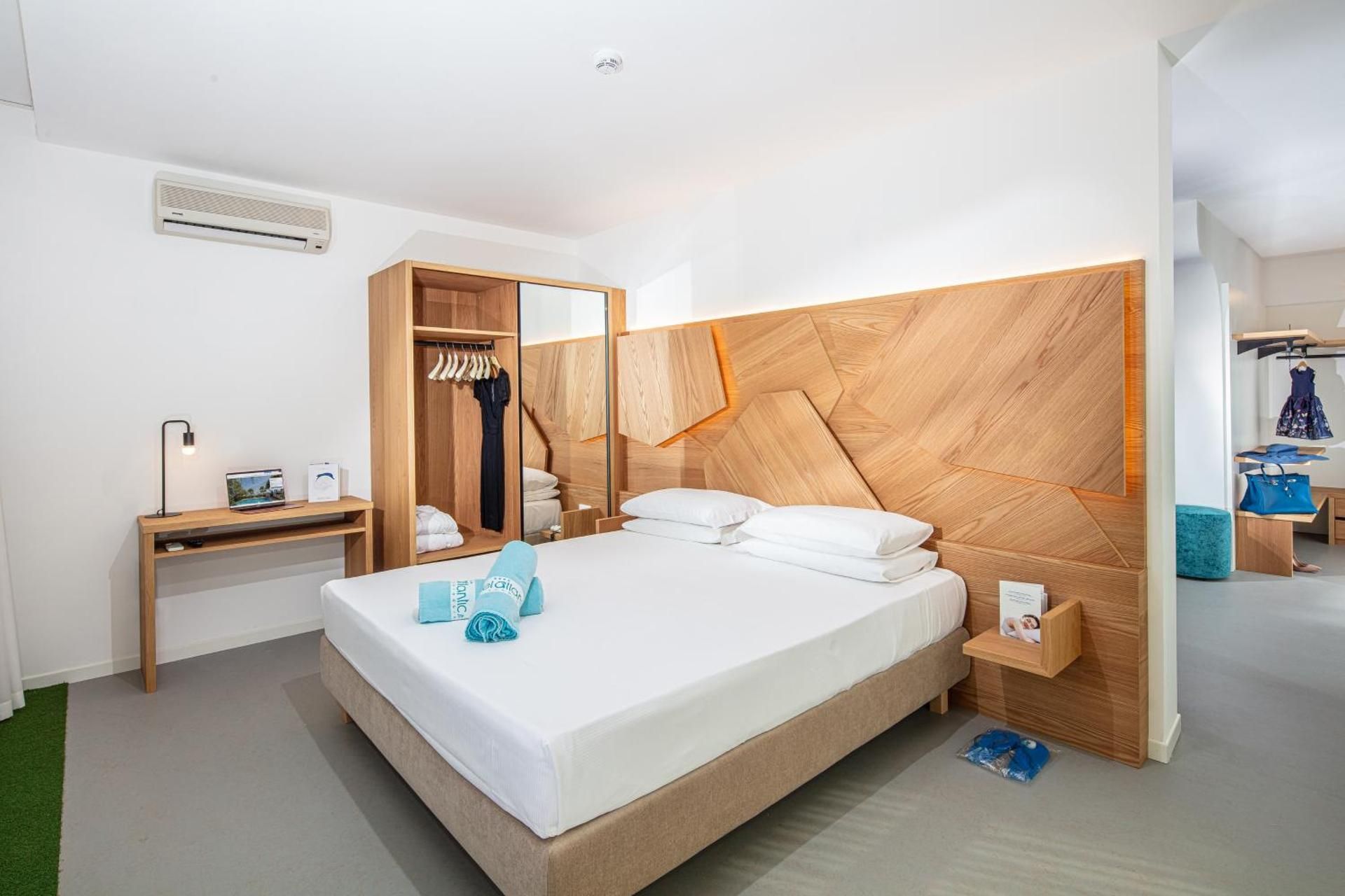 Superior Suite with Sea View