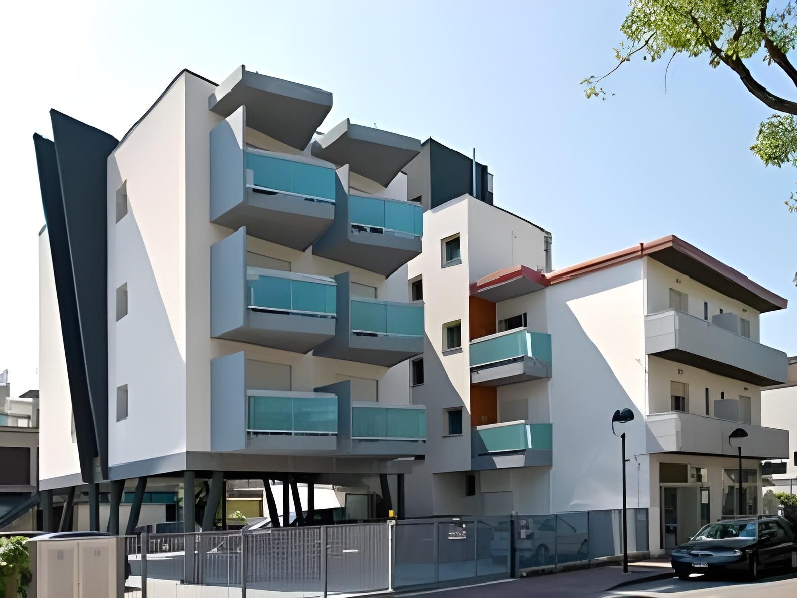 Hotel Simi Lan