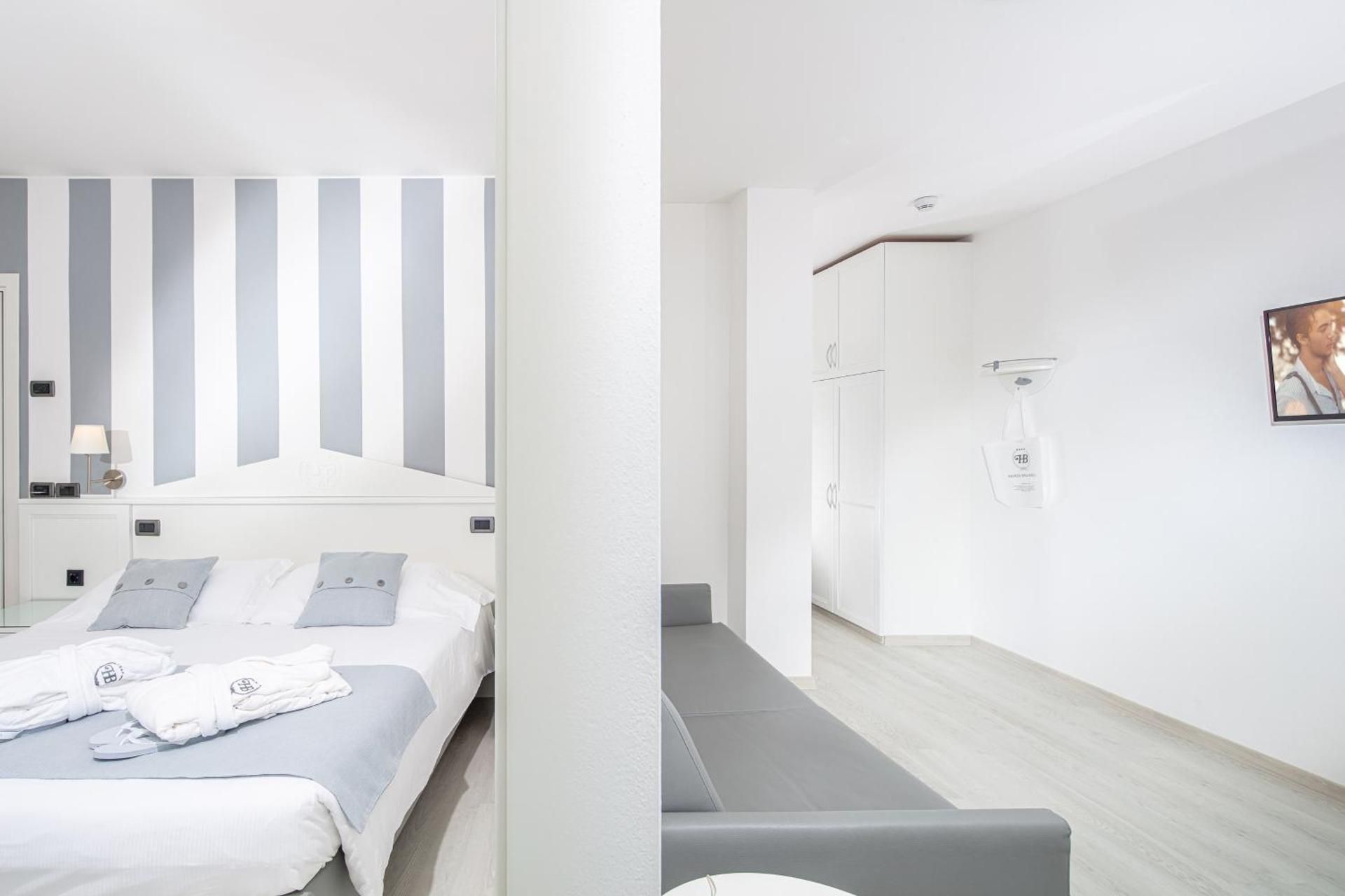 Suite with Sea View