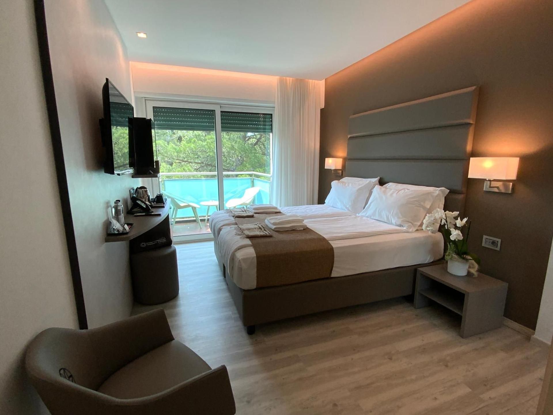 Double or Twin Room with Spa Access