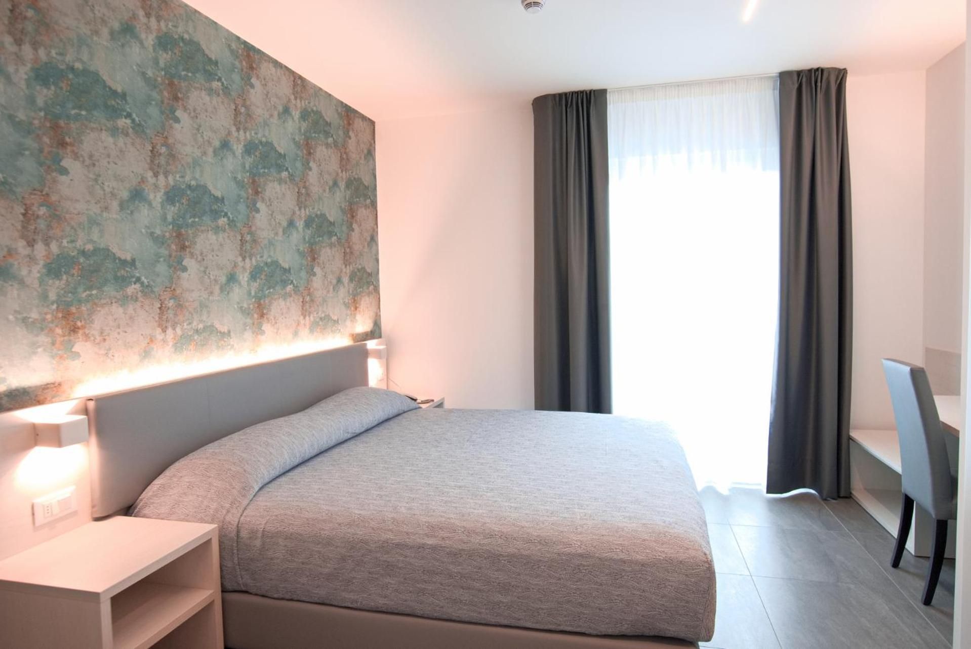 Superior Double Room with Balcony