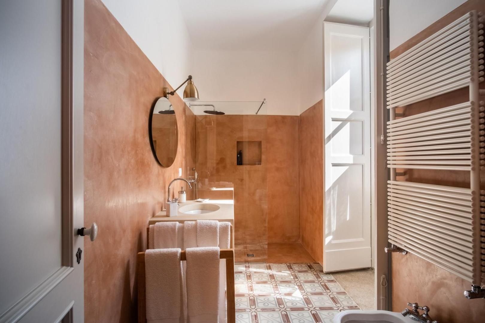 Large Double or Twin Room