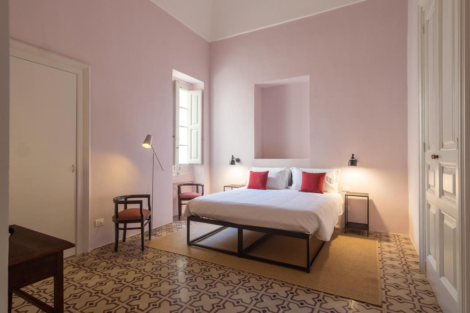Double or Twin Room with Private Bathroom