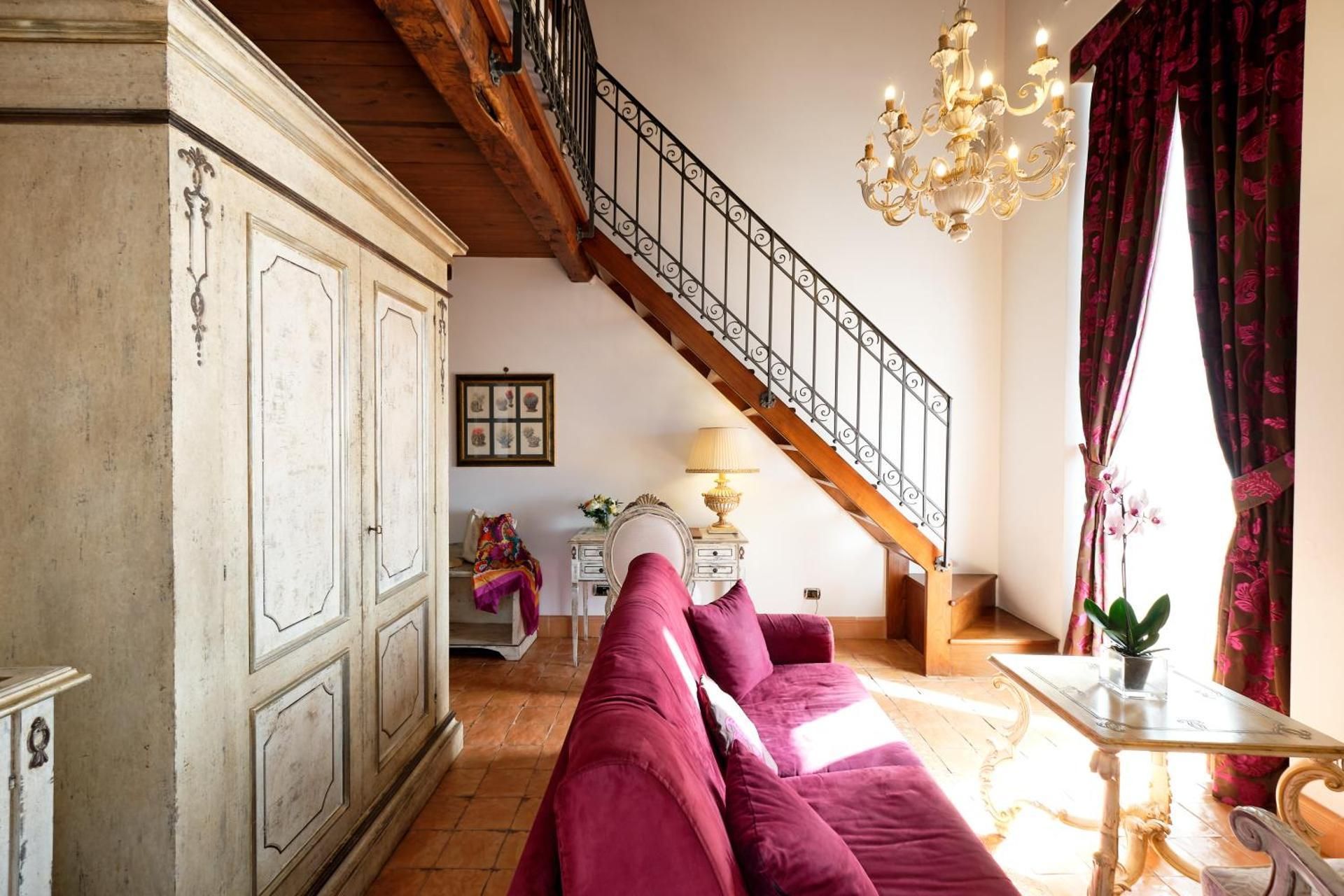 Superior King Suite