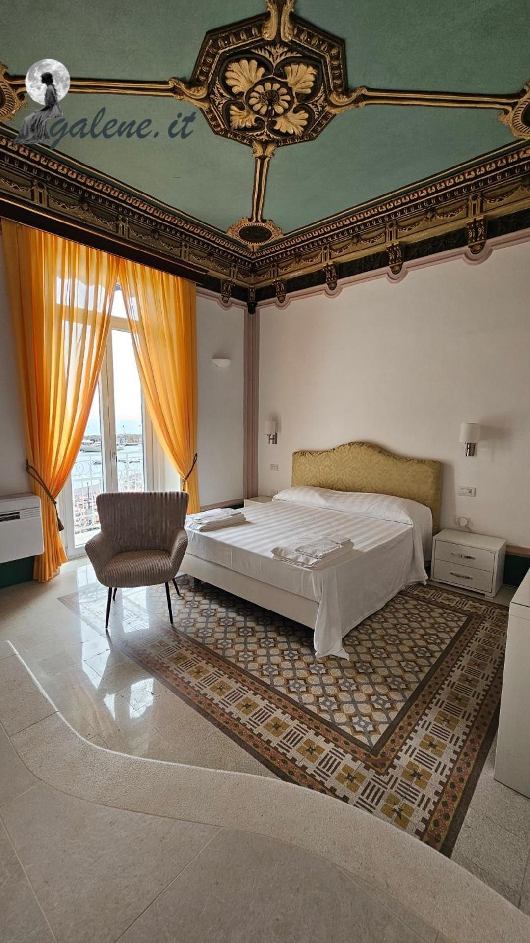 Double Room with Balcony and Sea View