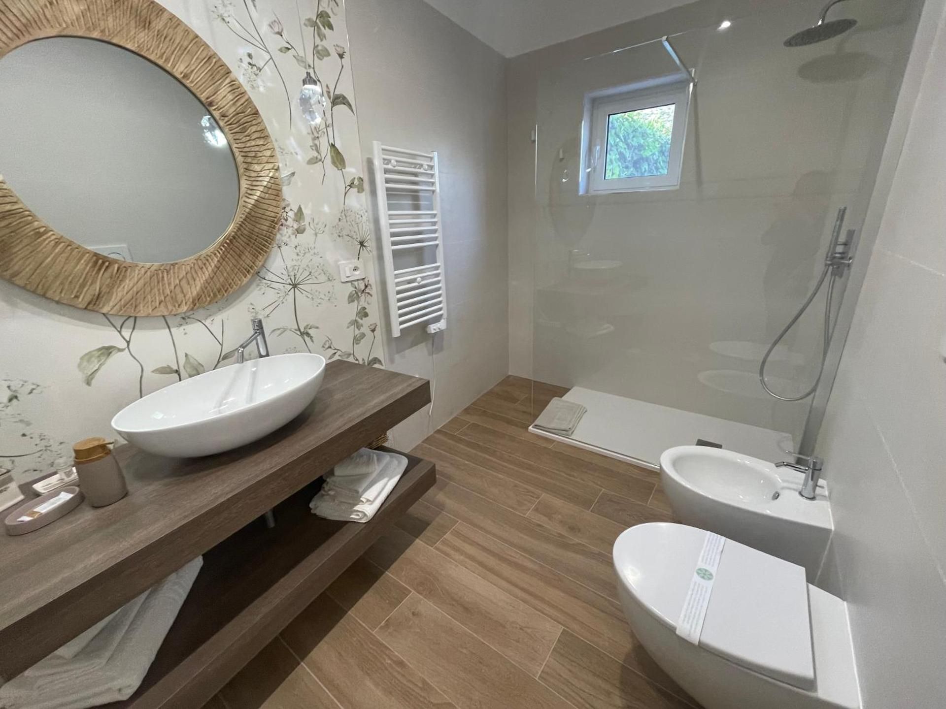 Suite with Garden View