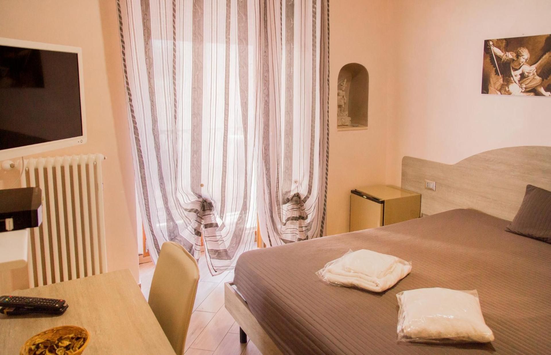 Twin Room with Private Bathroom