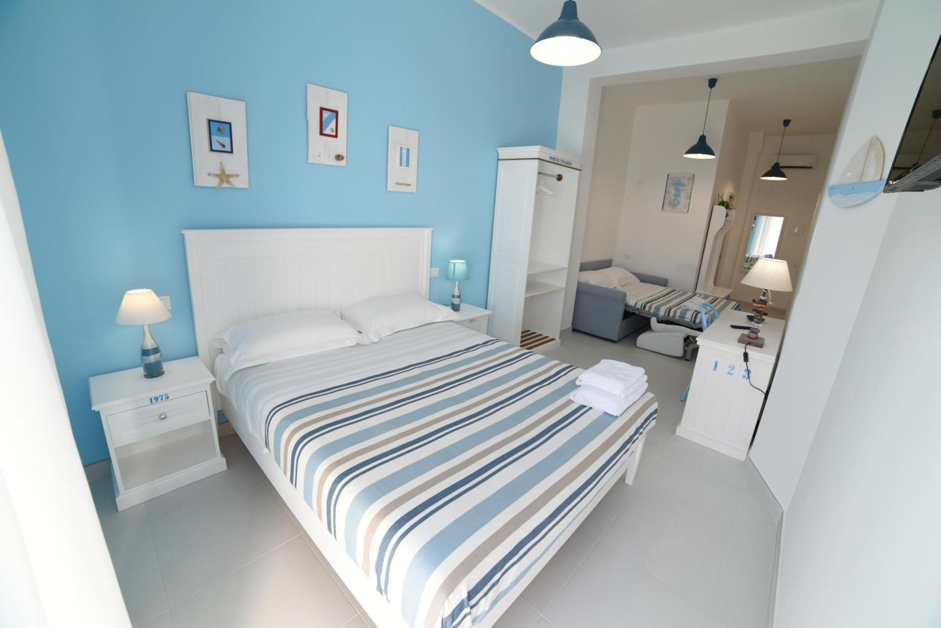 Double Room with Balcony and Sea View