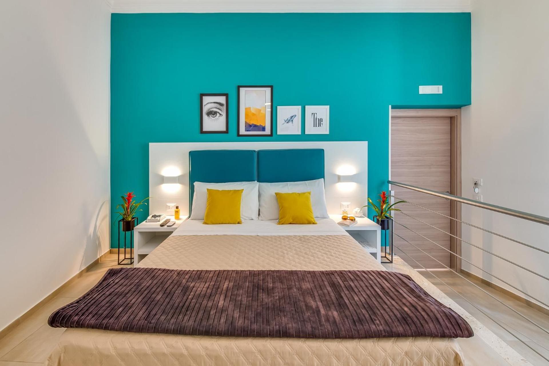 Large Double Room