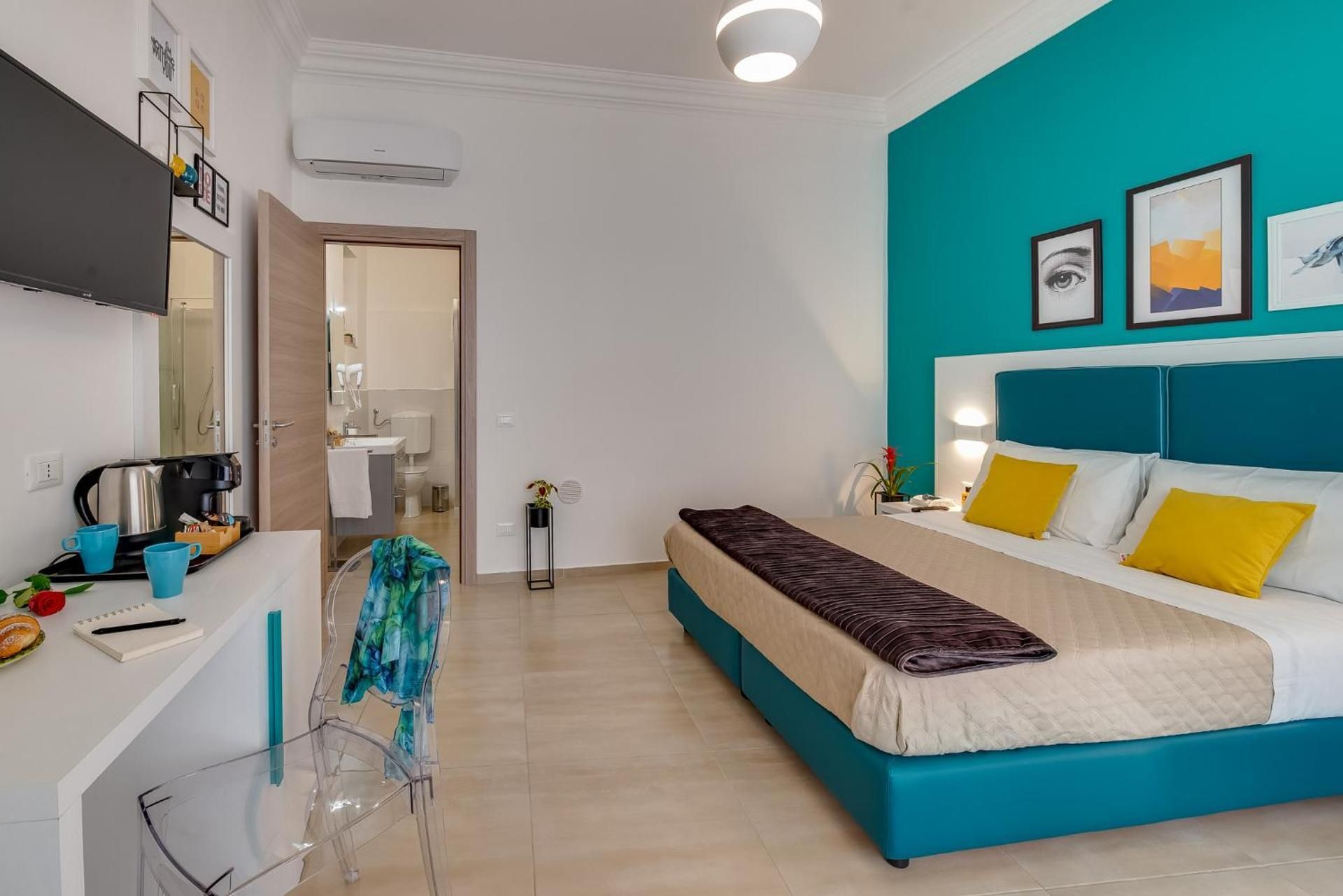 Large Double Room
