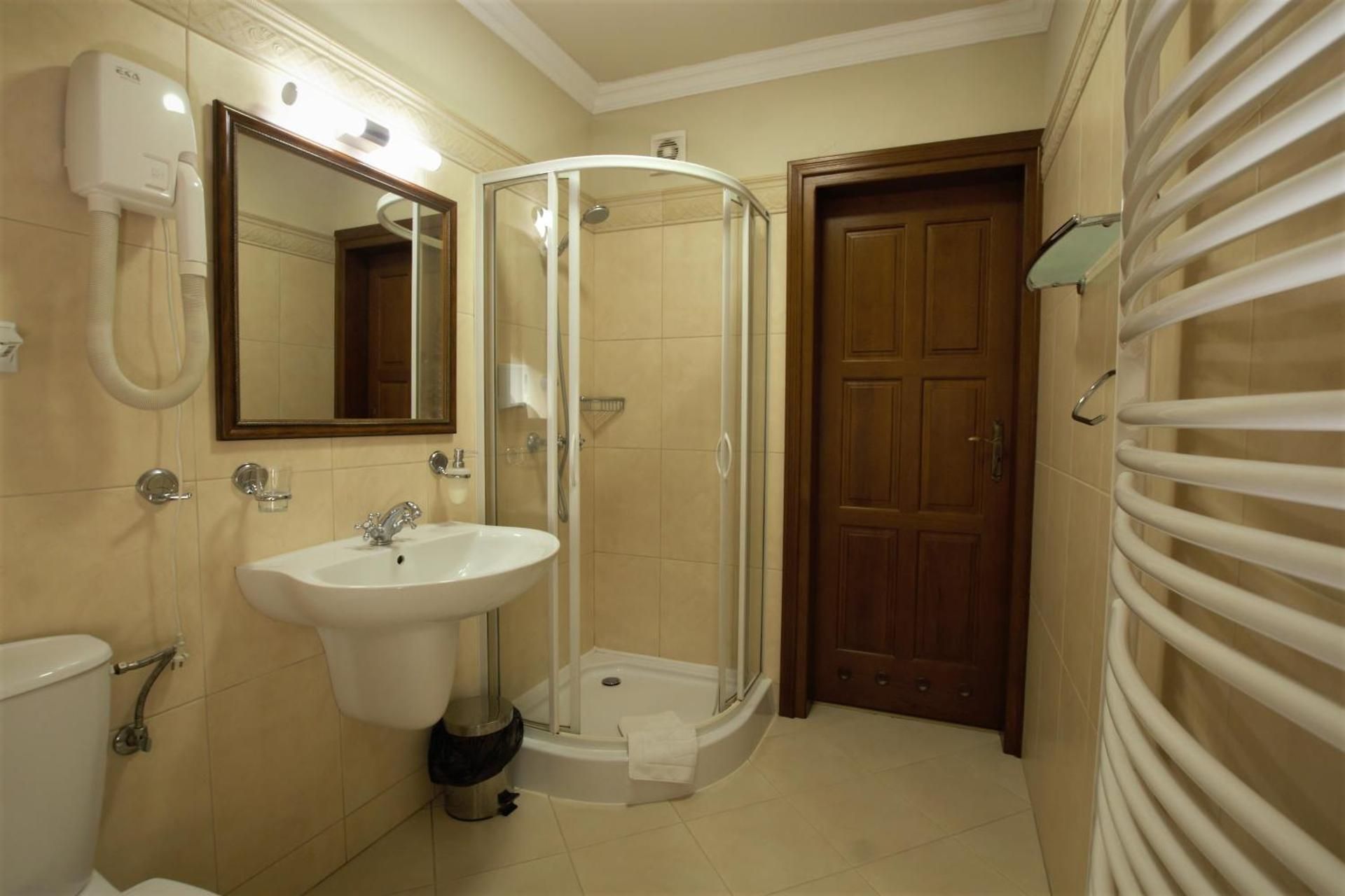 Apartment (2 Adults)