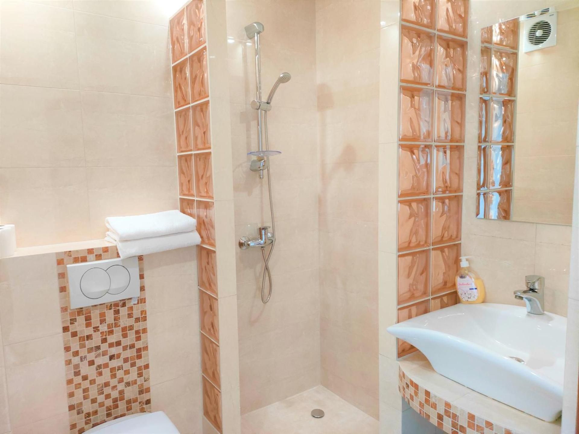 Single Room With Private Bathroom