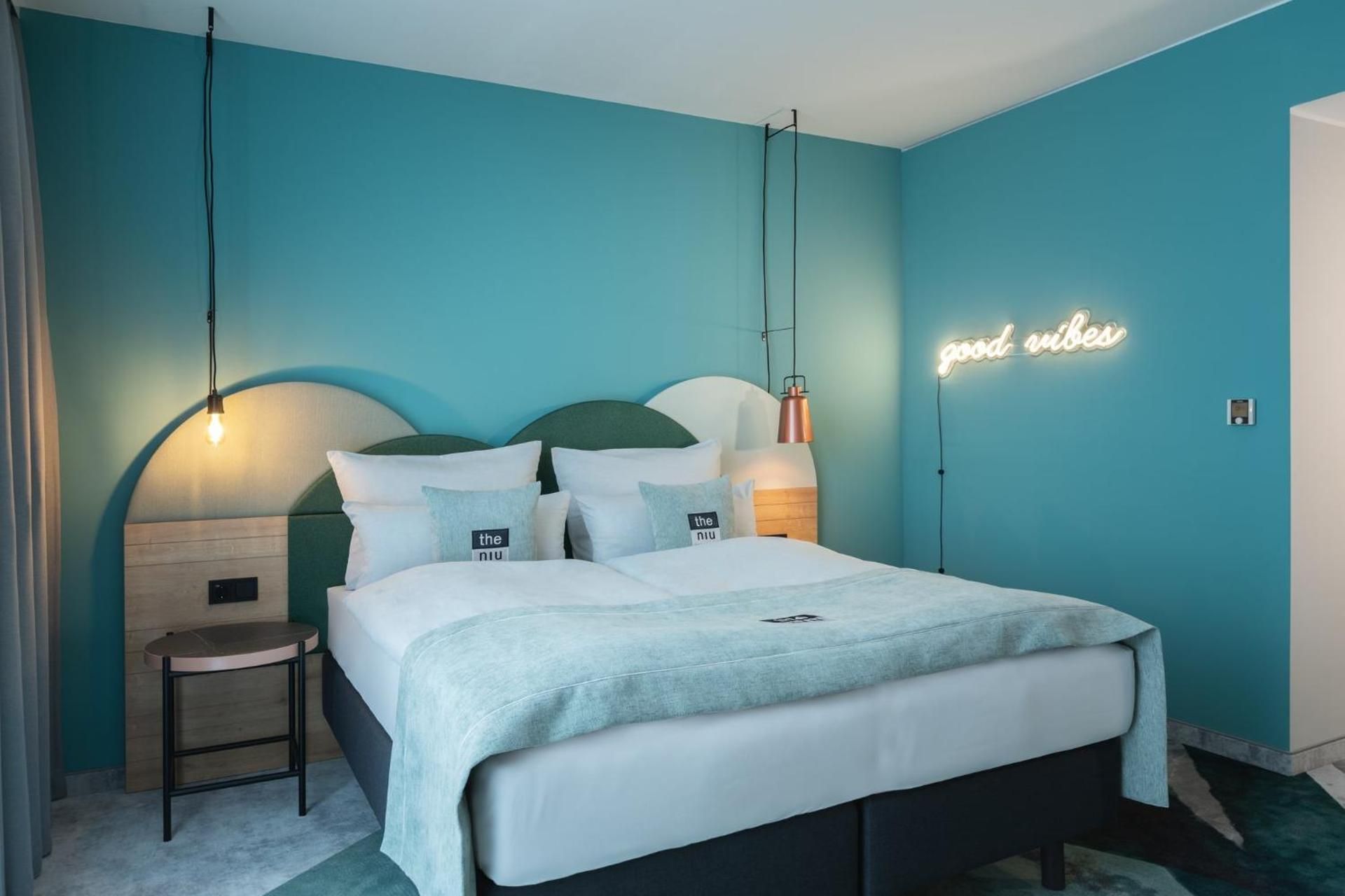 Holiday Inn - the niu, Cure Erlangen By IHG Premium Queen Room with Kitchenette 2