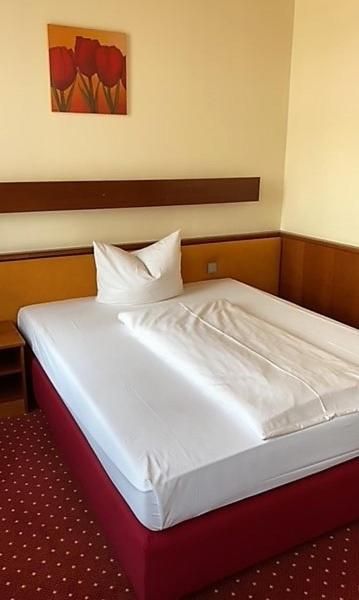 Economy Single Room