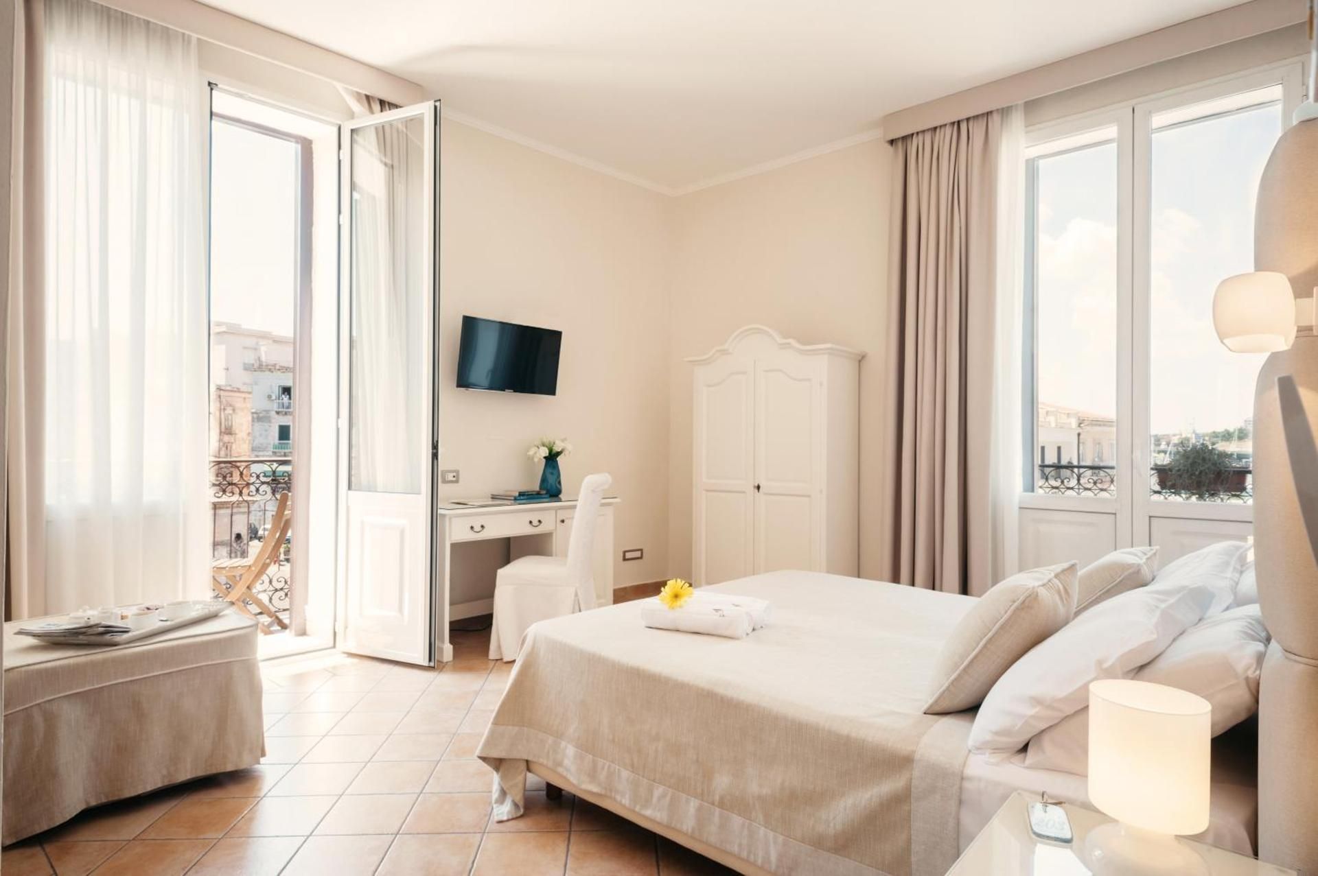 Deluxe Double Room with Balcony