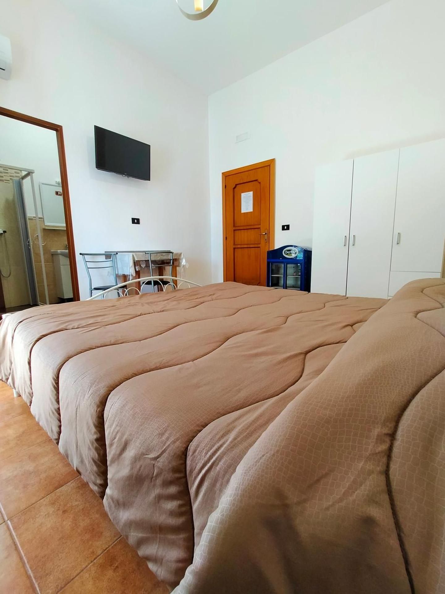 Double Room with Private Bathroom