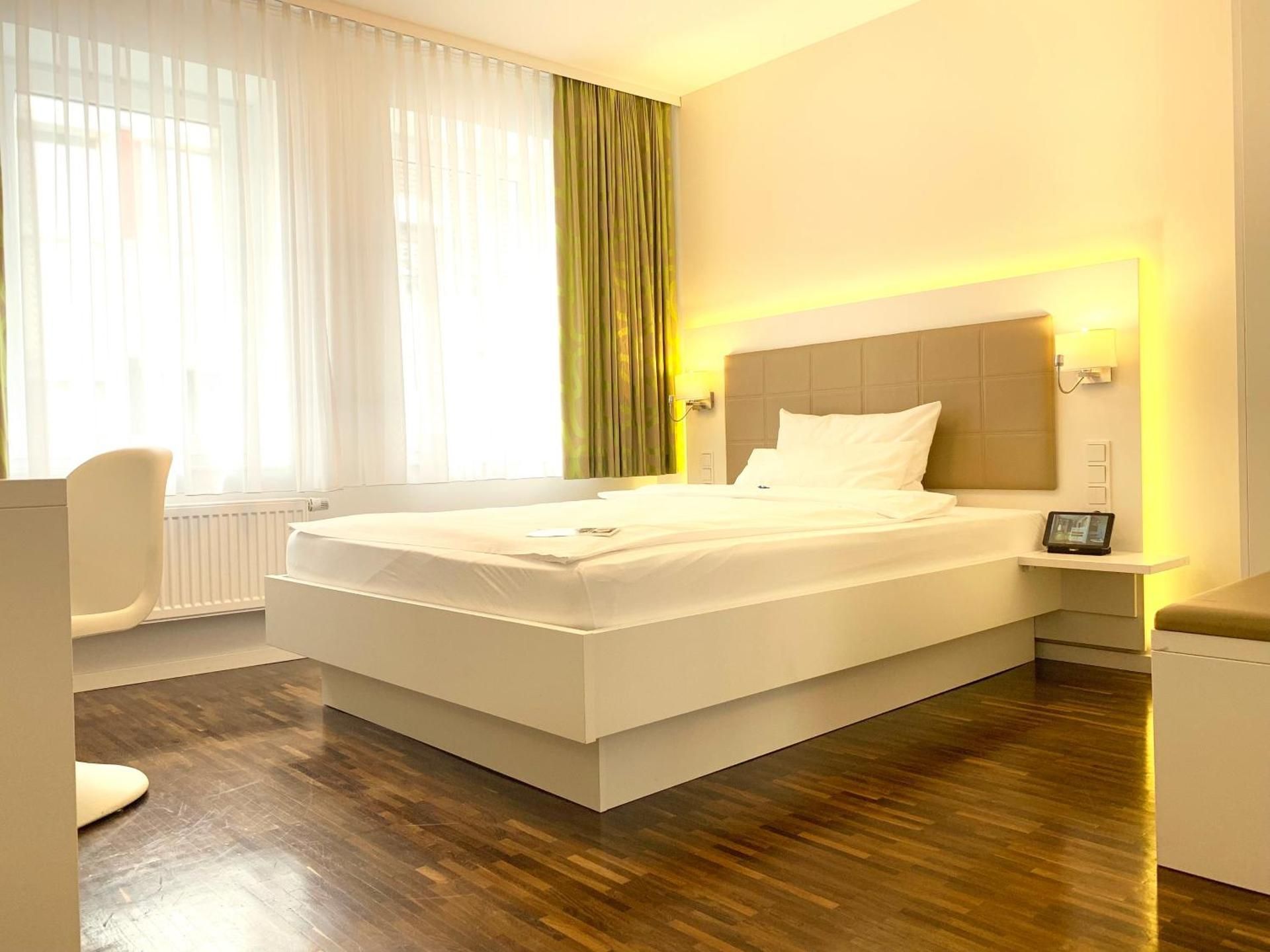 Premium Single Room