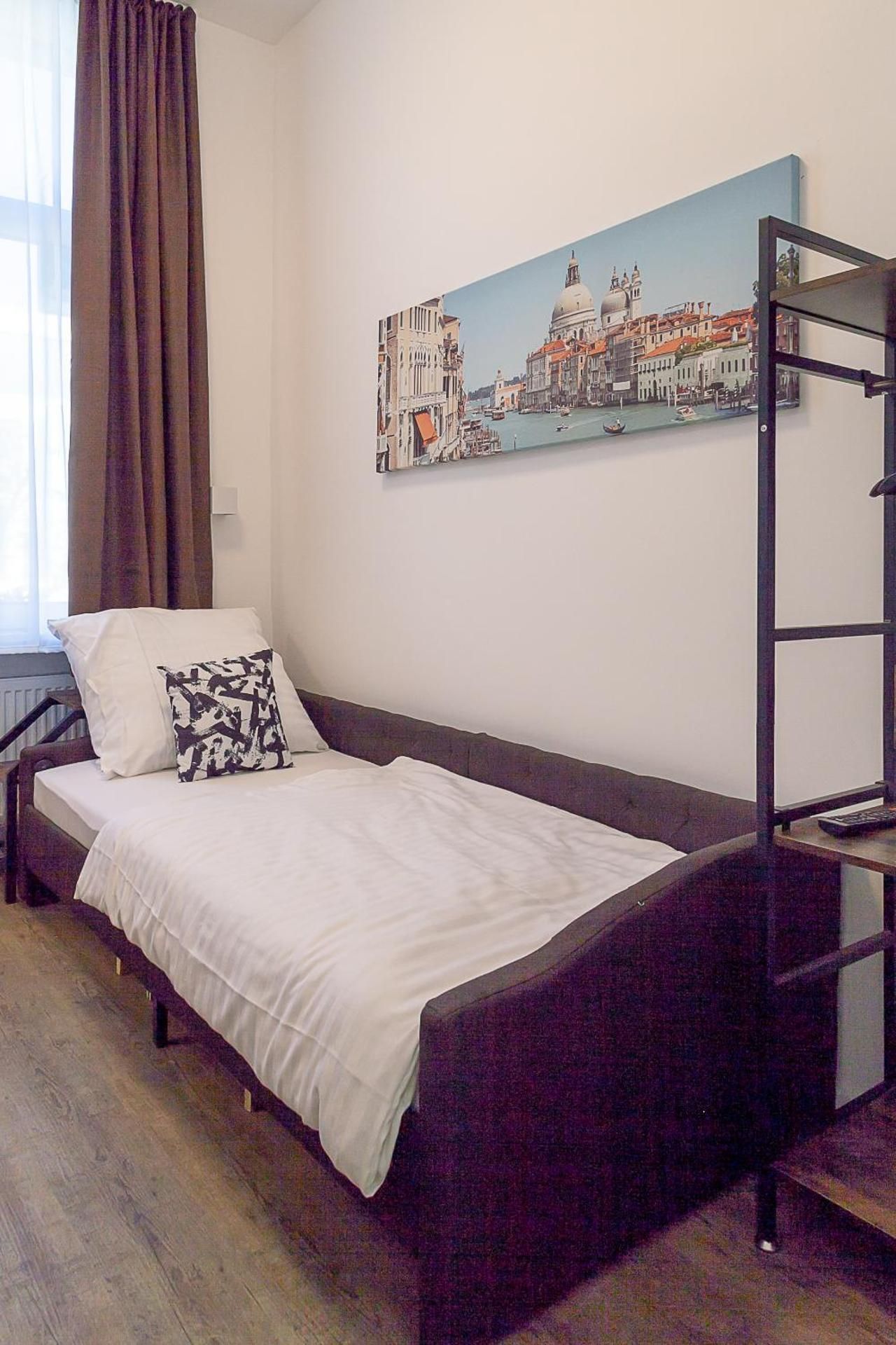 Hotel Soers Twin Room with Private External Bathroom 2