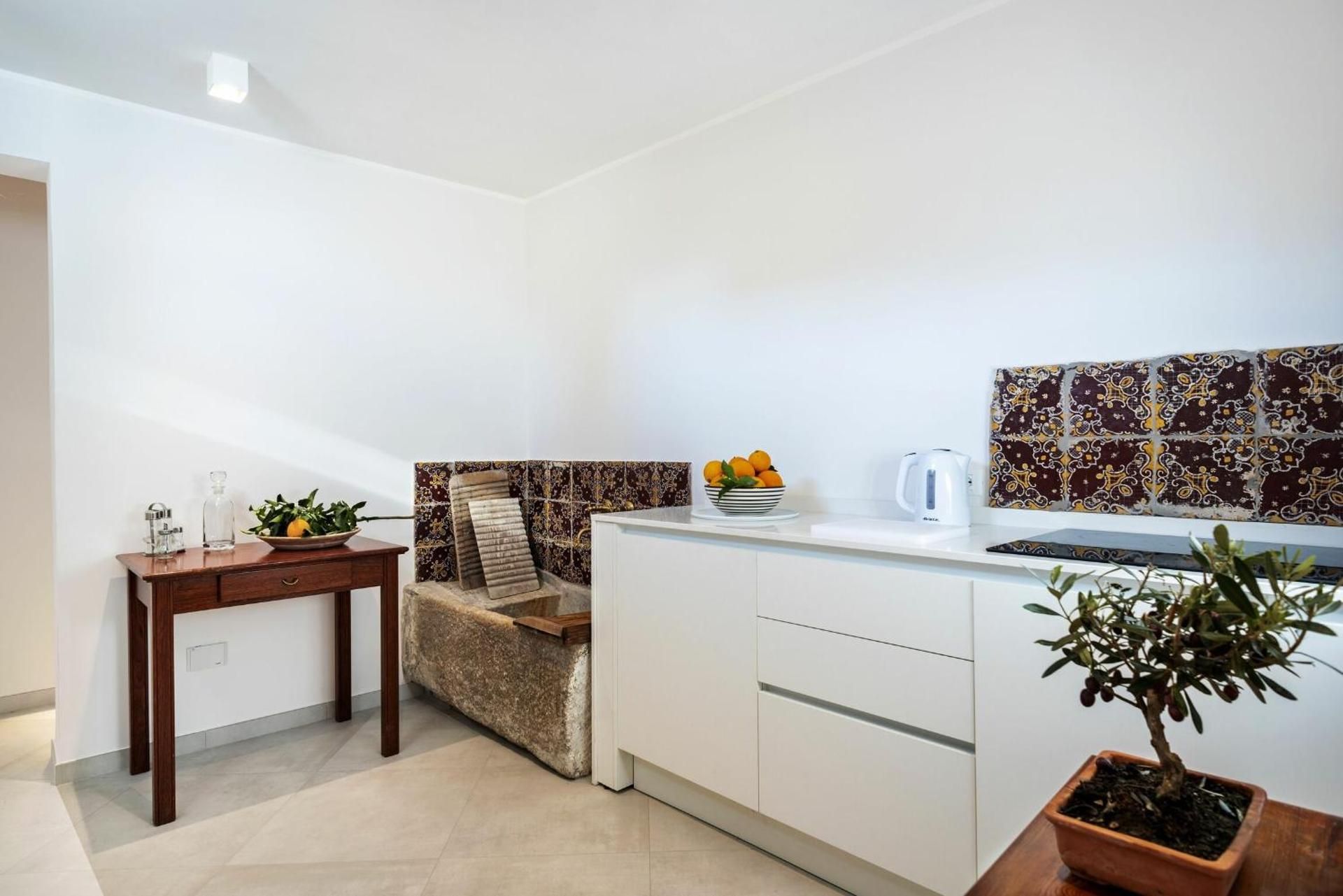 One-Bedroom Apartment - Split Level
