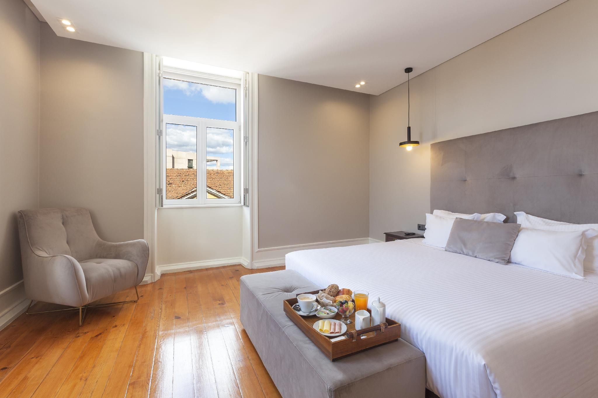 Avenida Boutique Hotel Suites Room